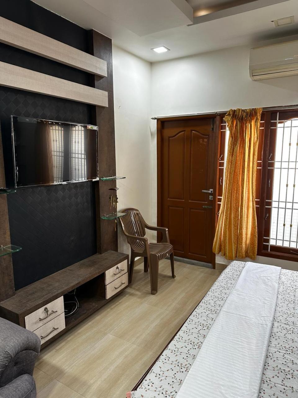 Temple View Home Stay Tiruvannāmalai Exteriér fotografie